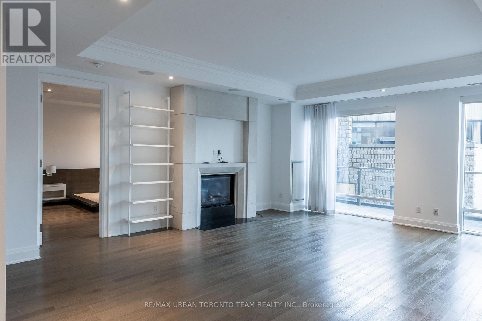 303 - 80 Yorkville Avenue, Toronto, Ontario  M5R 2C2 - Photo 17 - C13082658