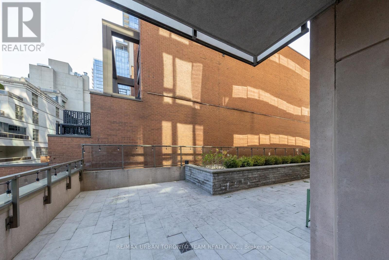 303 - 80 Yorkville Avenue, Toronto, Ontario  M5R 2C2 - Photo 26 - C13082658