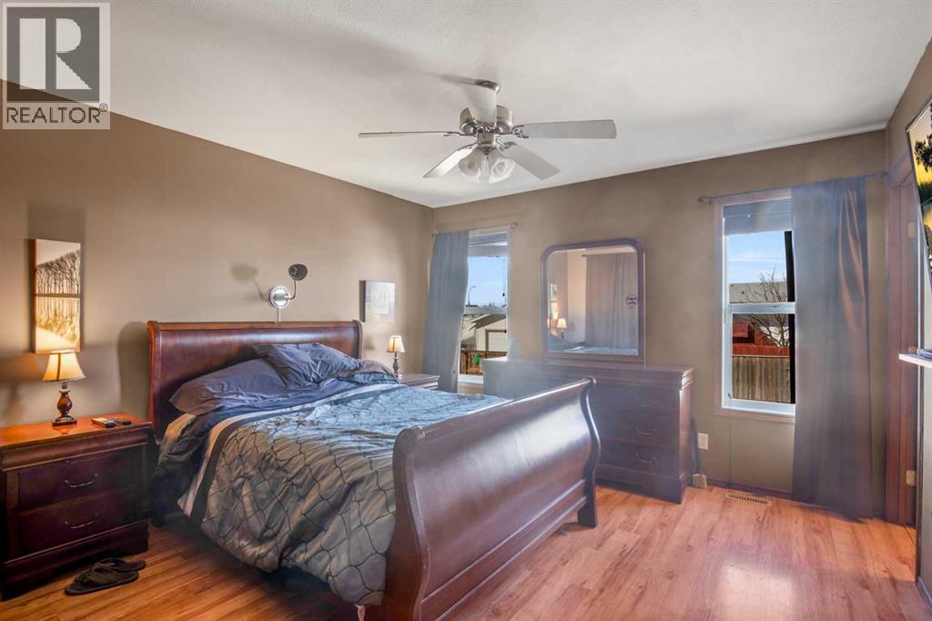 6 Woodbine Avenue, Blackfalds, Alberta  T0M 0J0 - Photo 15 - A2308574