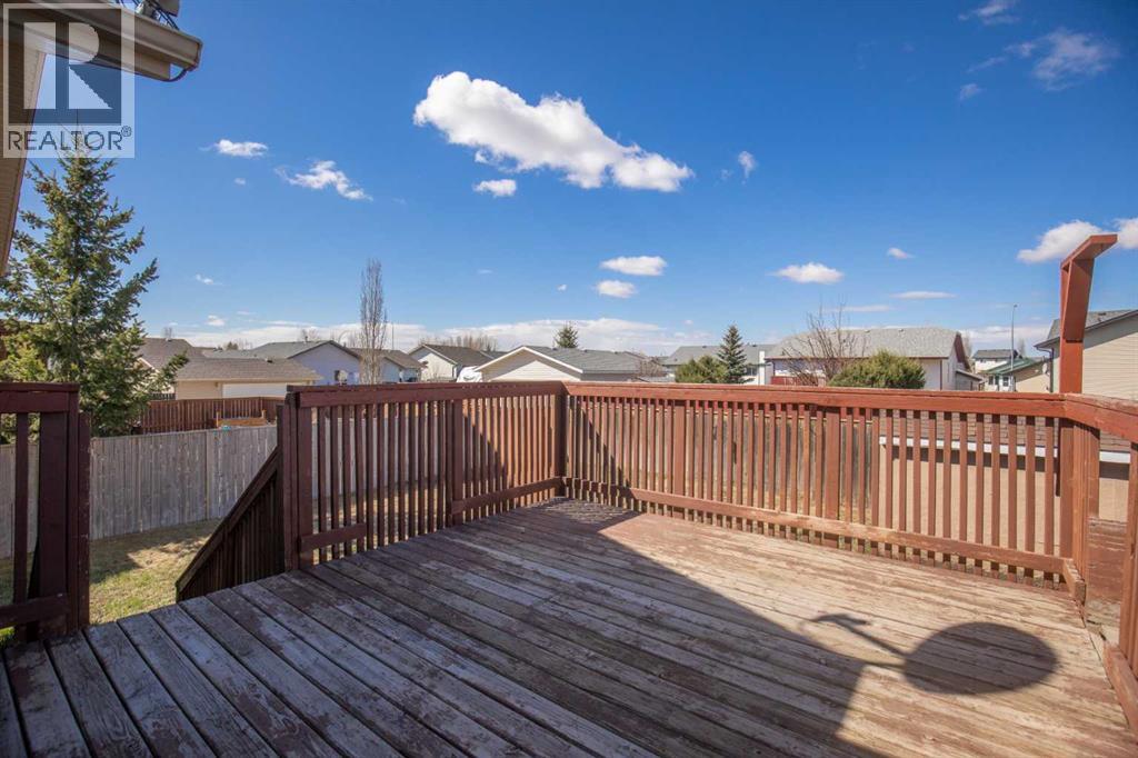 6 Woodbine Avenue, Blackfalds, Alberta  T0M 0J0 - Photo 27 - A2308574