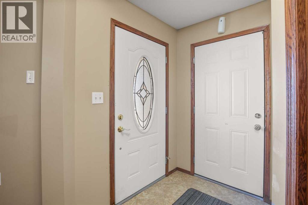 6 Woodbine Avenue, Blackfalds, Alberta  T0M 0J0 - Photo 4 - A2308574