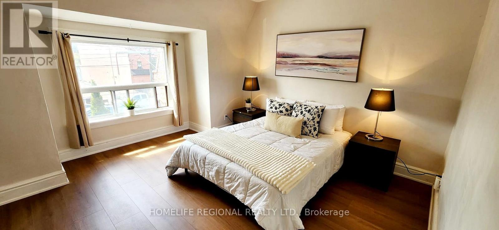 2378 St Clair Avenue W, Toronto, Ontario  M6N 1K8 - Photo 38 - W12993584