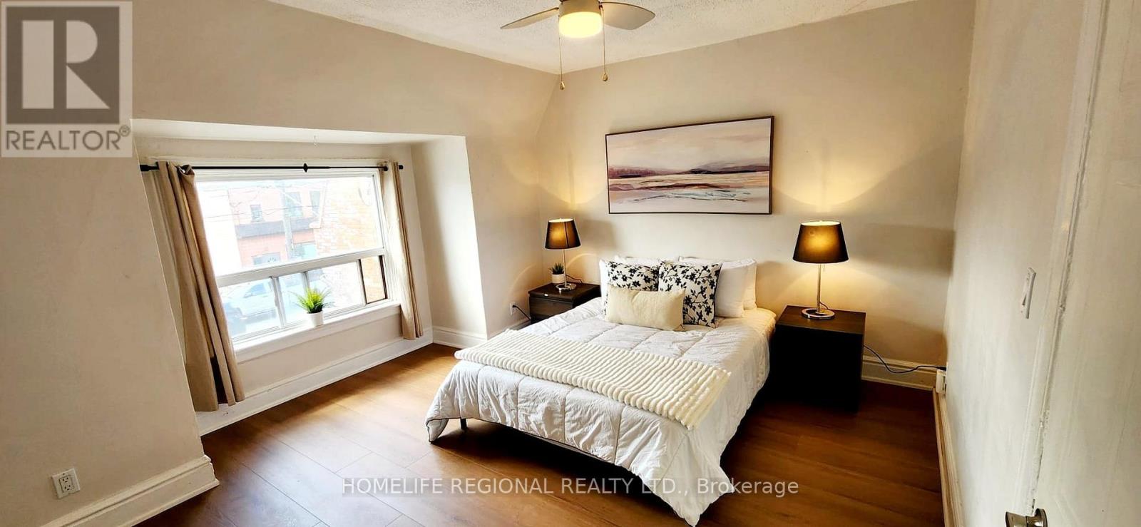 2378 St Clair Avenue W, Toronto, Ontario  M6N 1K8 - Photo 37 - W12993584