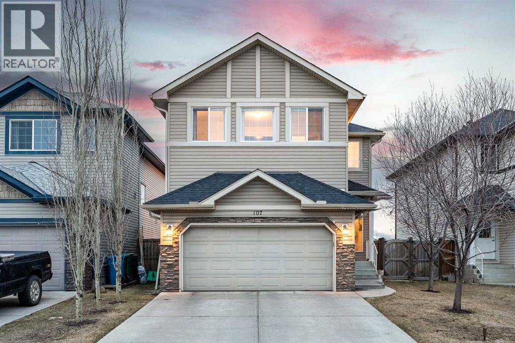 107 Everwoods Park SW, Calgary, Alberta  T2Y 0G3 - Photo 2 - A2300828