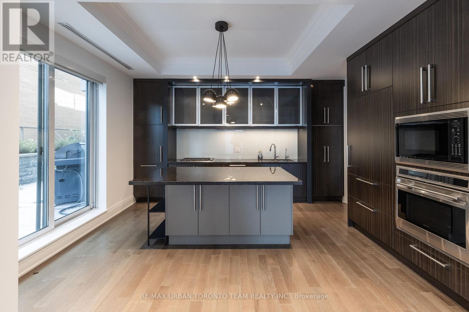 303 - 80 Yorkville Avenue, Toronto, Ontario  M5R 2C2 - Photo 10 - C13082658