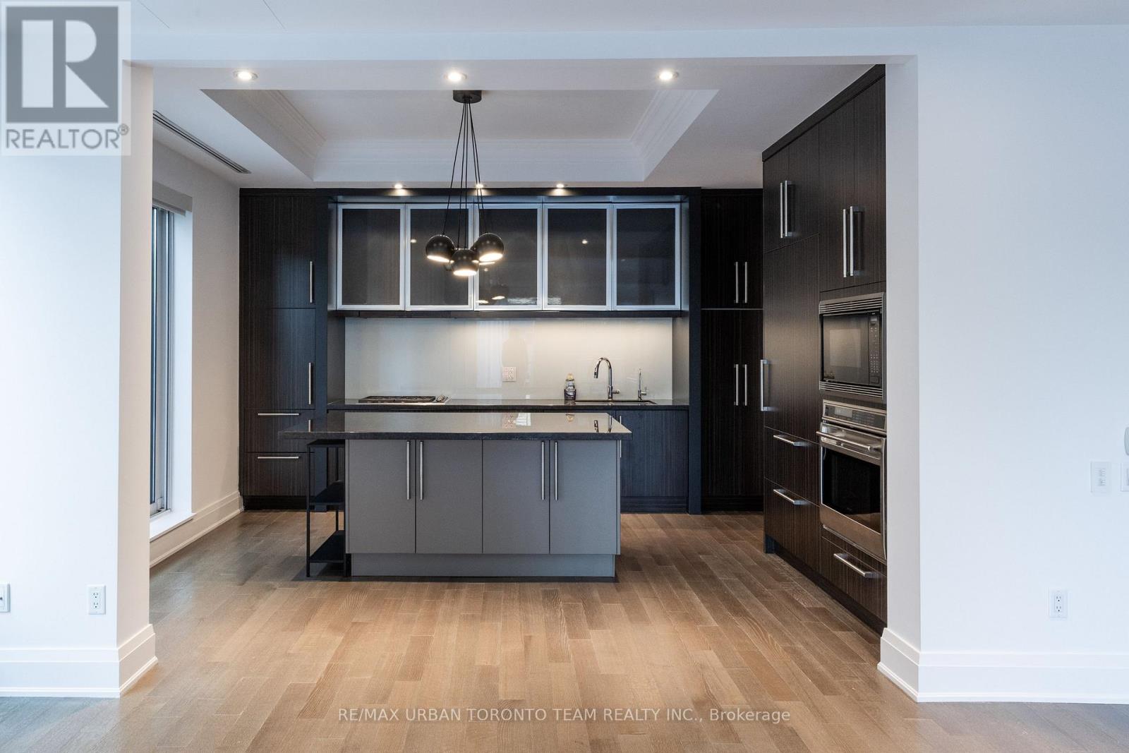 303 - 80 Yorkville Avenue, Toronto, Ontario  M5R 2C2 - Photo 8 - C13082658