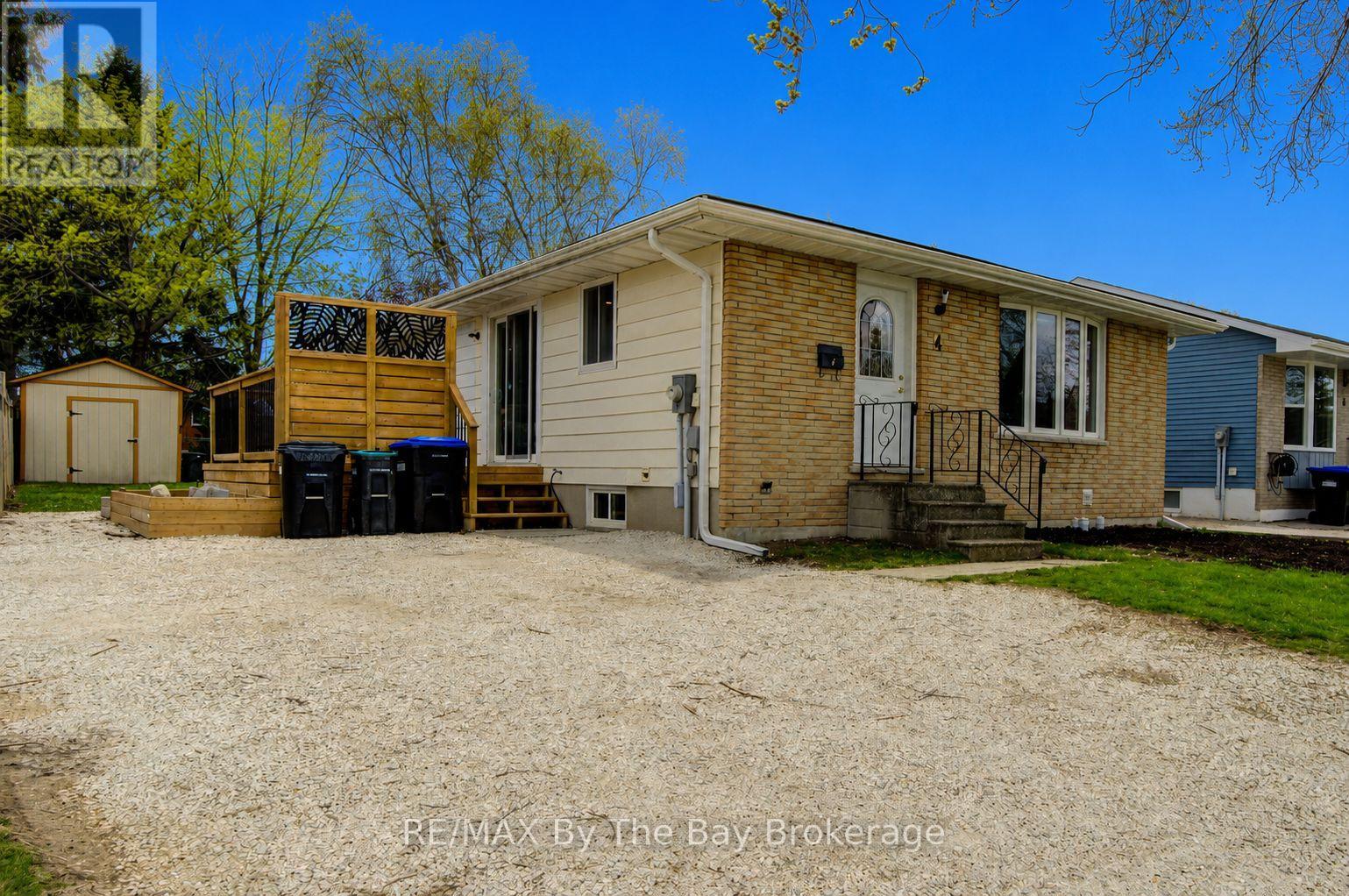 4 Watts Crescent, Collingwood, Ontario  L9Y 4H2 - Photo 3 - S13100138