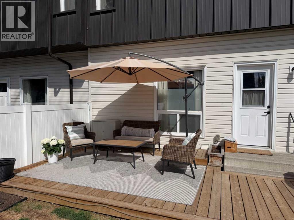 114 Brae Glen Lane Sw, Calgary, Alberta  T2W 1B6 - Photo 37 - A2308815