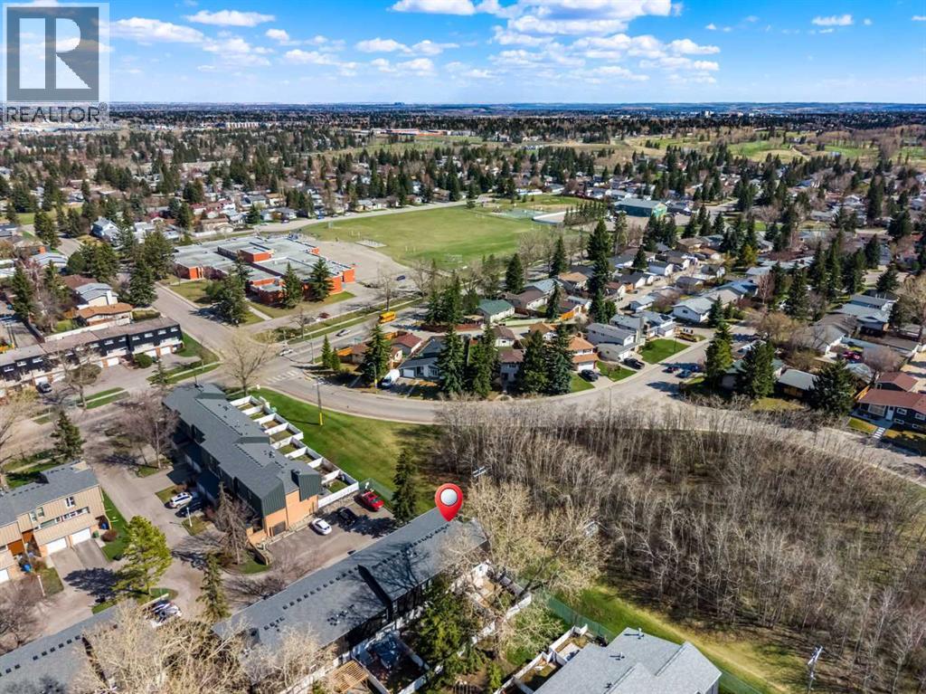 114 Brae Glen Lane Sw, Calgary, Alberta  T2W 1B6 - Photo 45 - A2308815