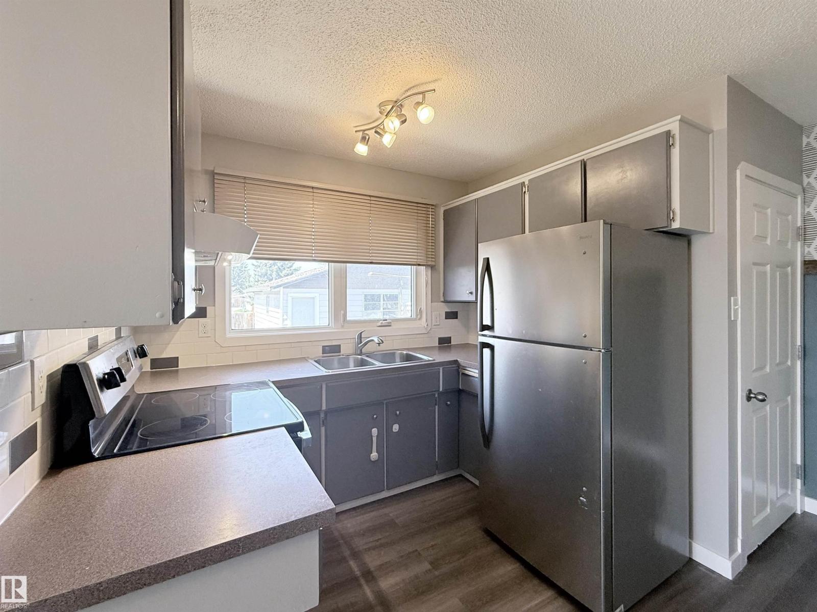 3912 108 St Nw, Edmonton, Alberta  T6J 1B9 - Photo 13 - E4486435
