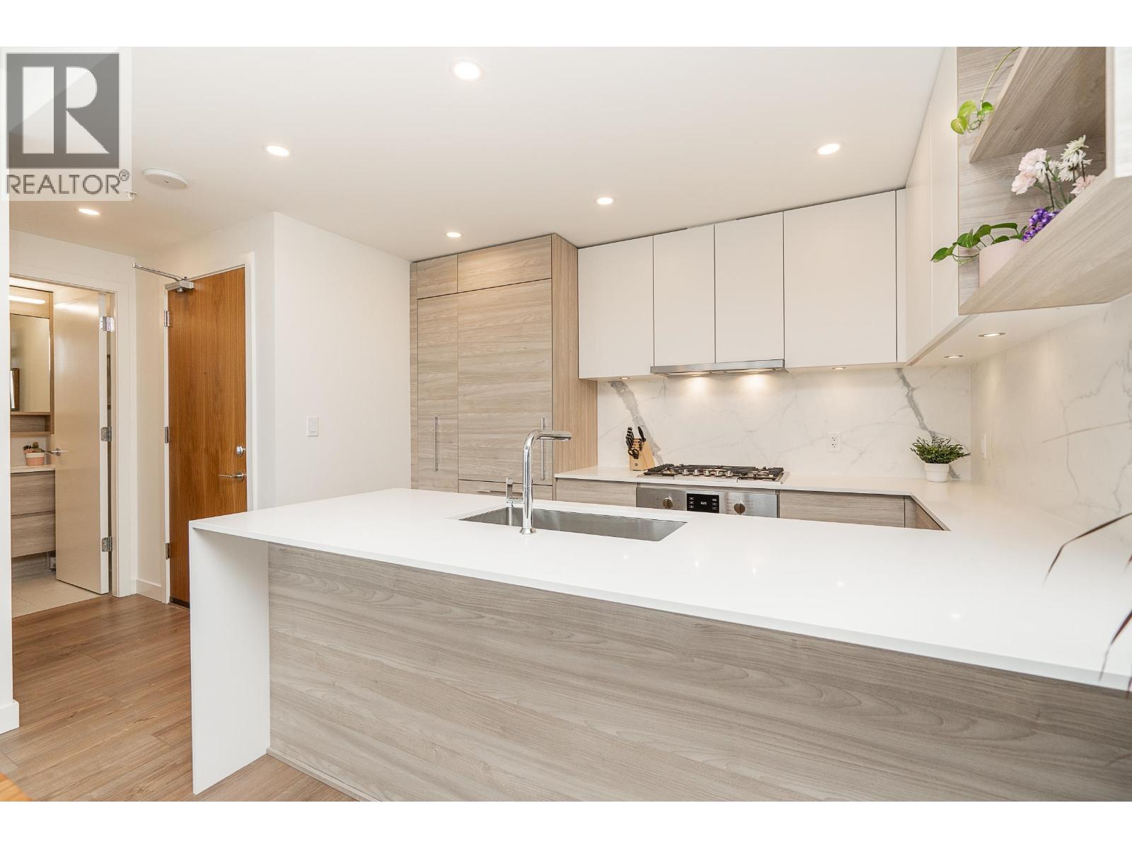 1806 595 Austin Avenue, Coquitlam, British Columbia  V3K 0G7 - Photo 7 - R3121212