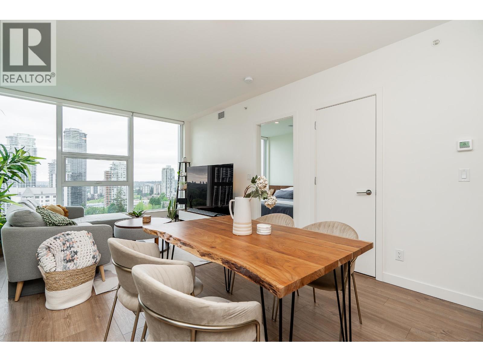 1806 595 Austin Avenue, Coquitlam, British Columbia  V3K 0G7 - Photo 9 - R3121212