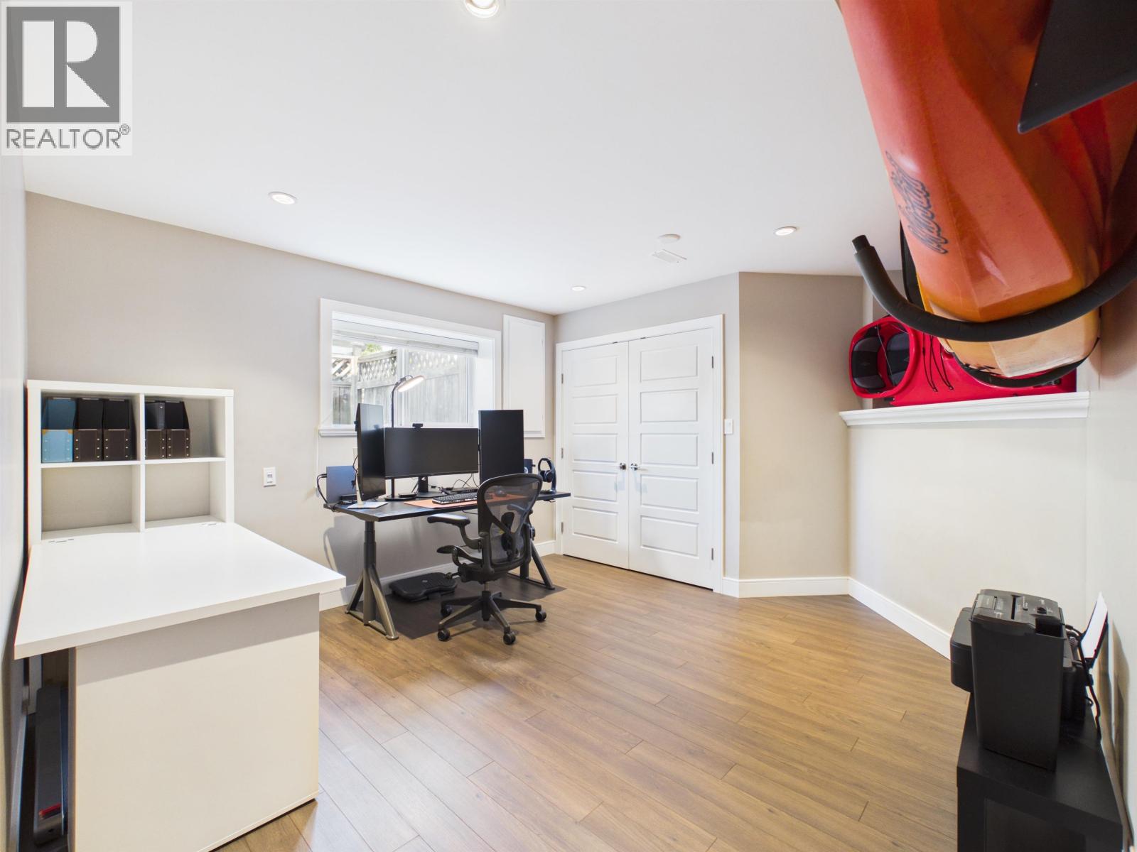 3881 Epping Court, Burnaby, British Columbia  V5A 3H6 - Photo 11 - R3121208