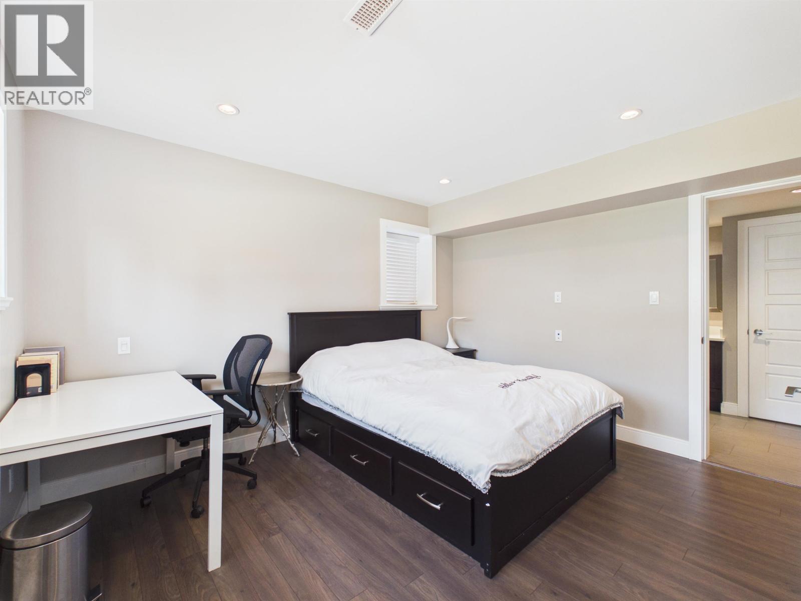3881 Epping Court, Burnaby, British Columbia  V5A 3H6 - Photo 14 - R3121208