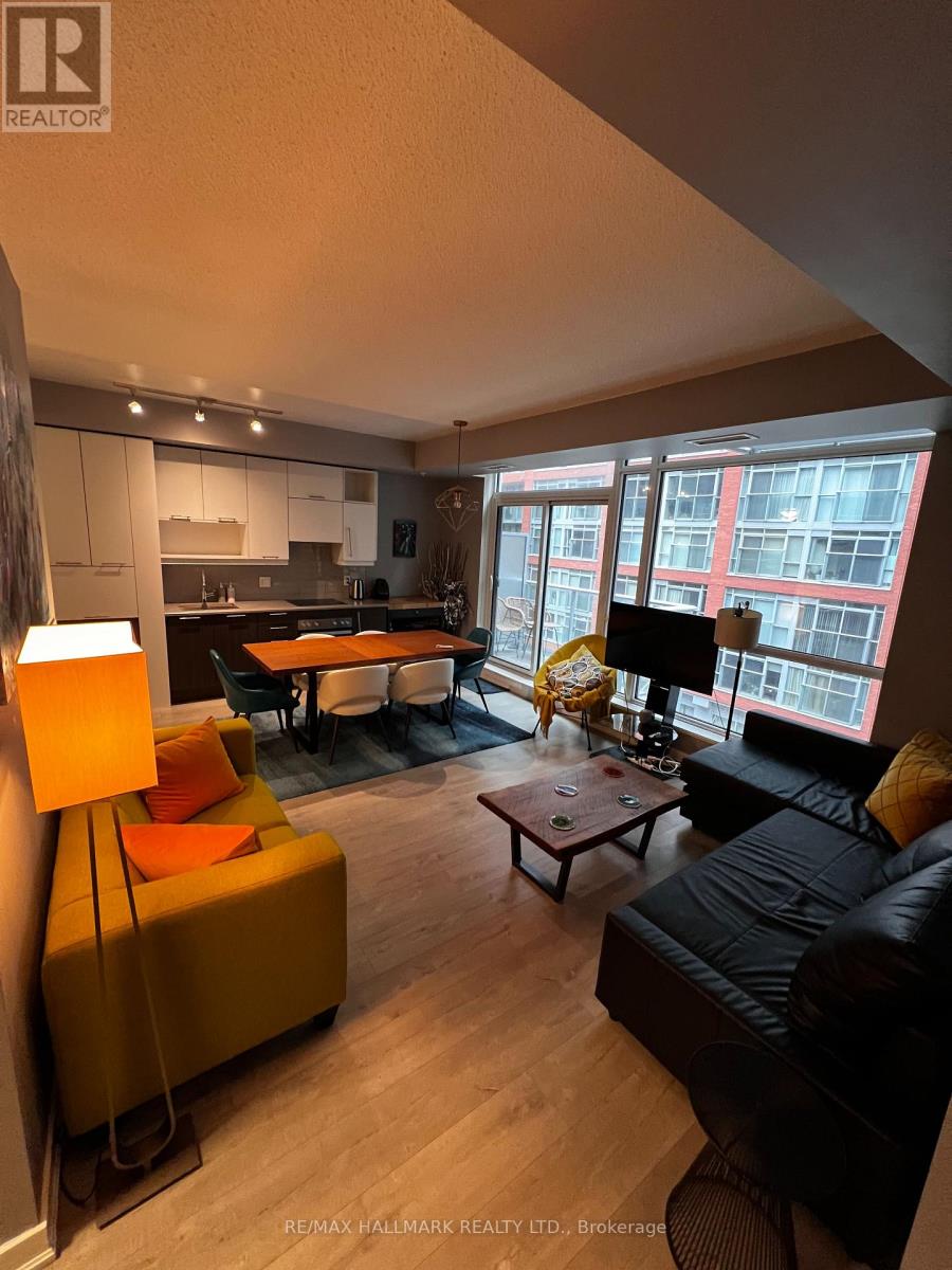 316 - 30 Nelson Street, Toronto, Ontario  M5V 0H5 - Photo 2 - C13100160