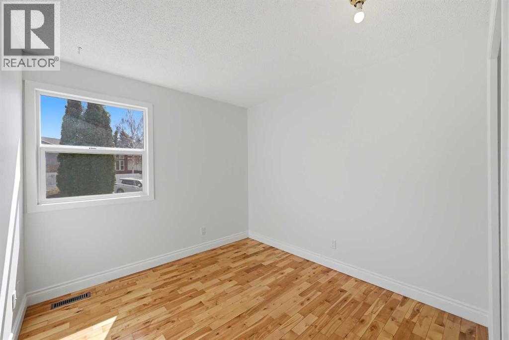 92 Whitlock Close Ne, Calgary, Alberta  T1Y 4X3 - Photo 28 - A2305994