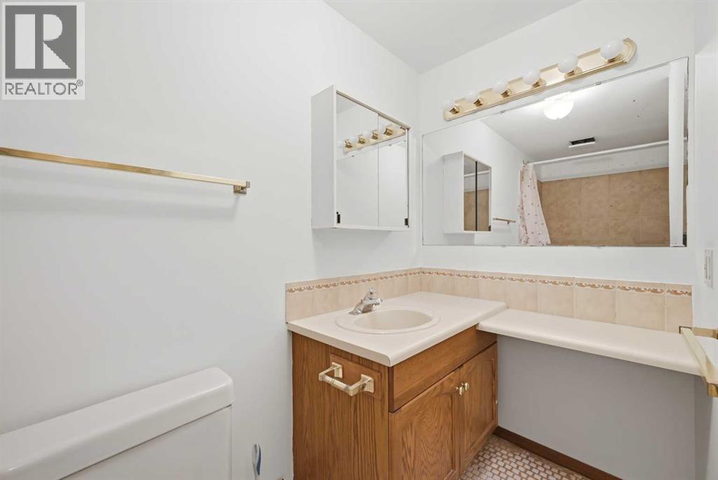 92 Whitlock Close Ne, Calgary, Alberta  T1Y 4X3 - Photo 40 - A2305994