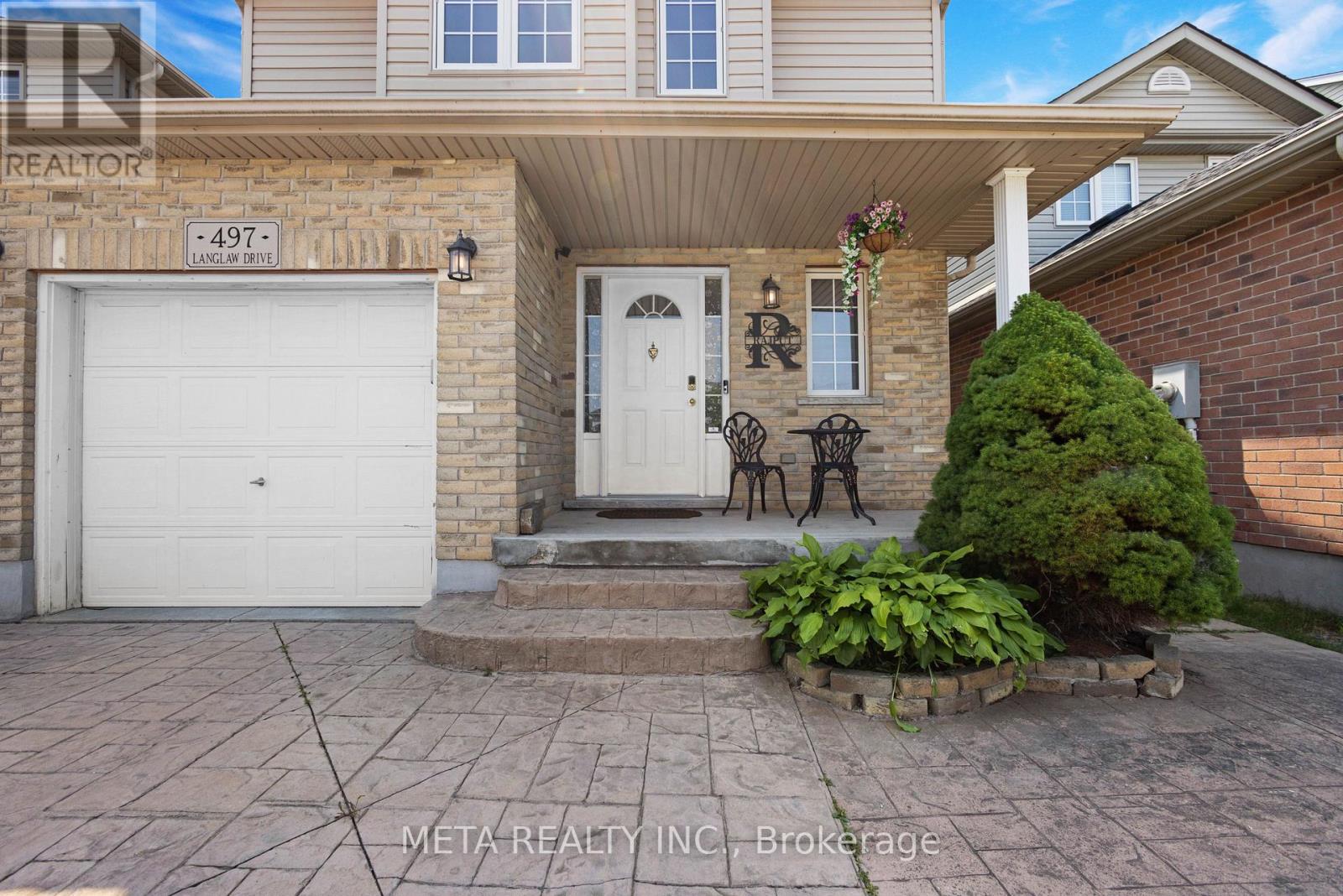 497 Langlaw Drive, Cambridge, Ontario  N1P 1H8 - Photo 3 - X13100134