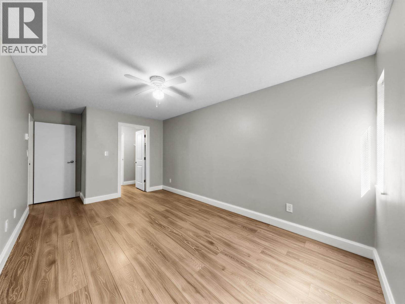 5 9584 Manchester Drive, Burnaby, British Columbia  V3N 4R1 - Photo 18 - R3120851