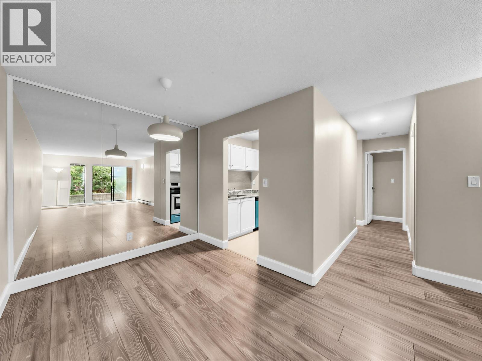 5 9584 Manchester Drive, Burnaby, British Columbia  V3N 4R1 - Photo 12 - R3120851