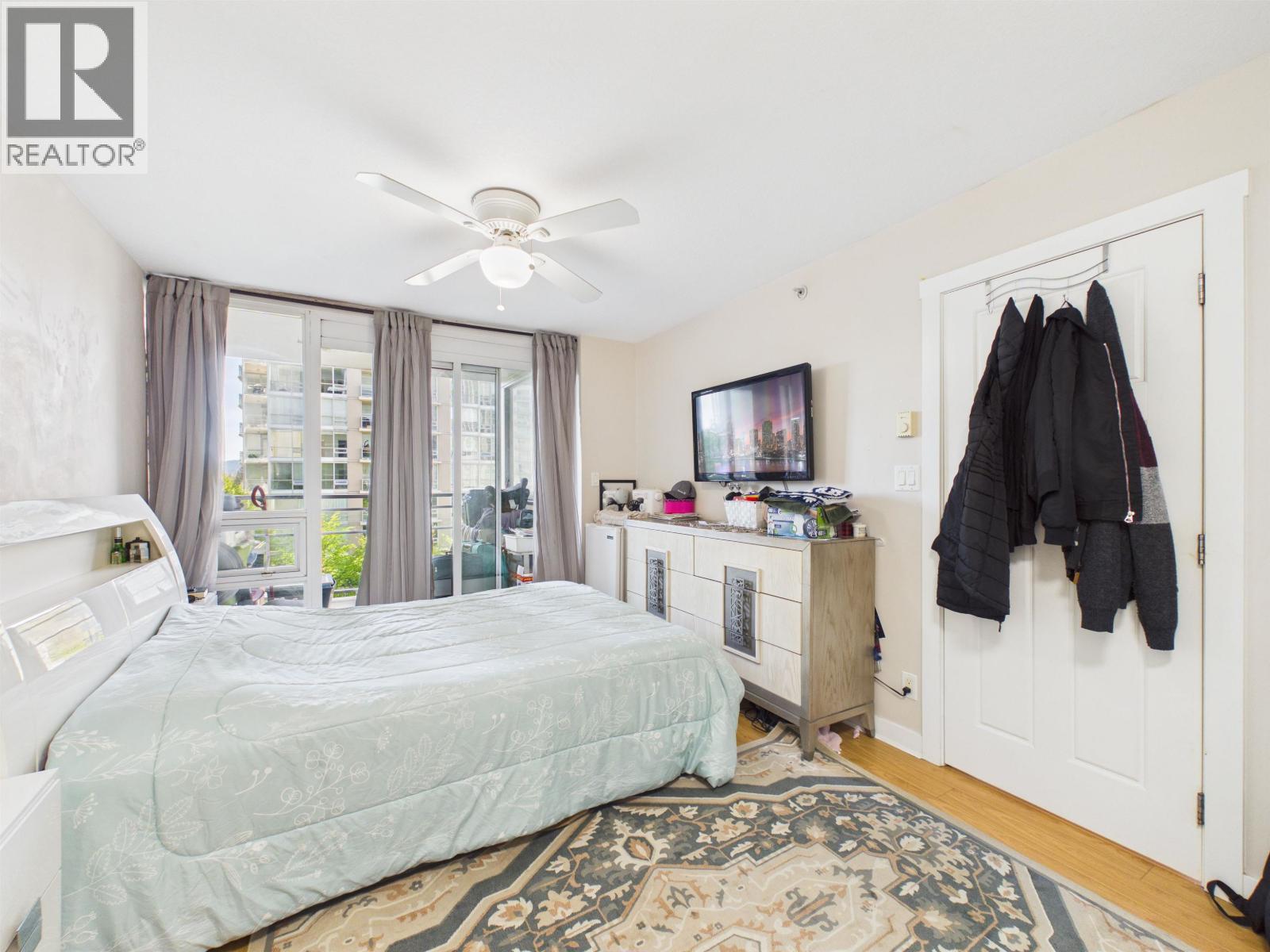 807 2978 Glen Drive, Coquitlam, British Columbia  V3B 0C3 - Photo 12 - R3121219