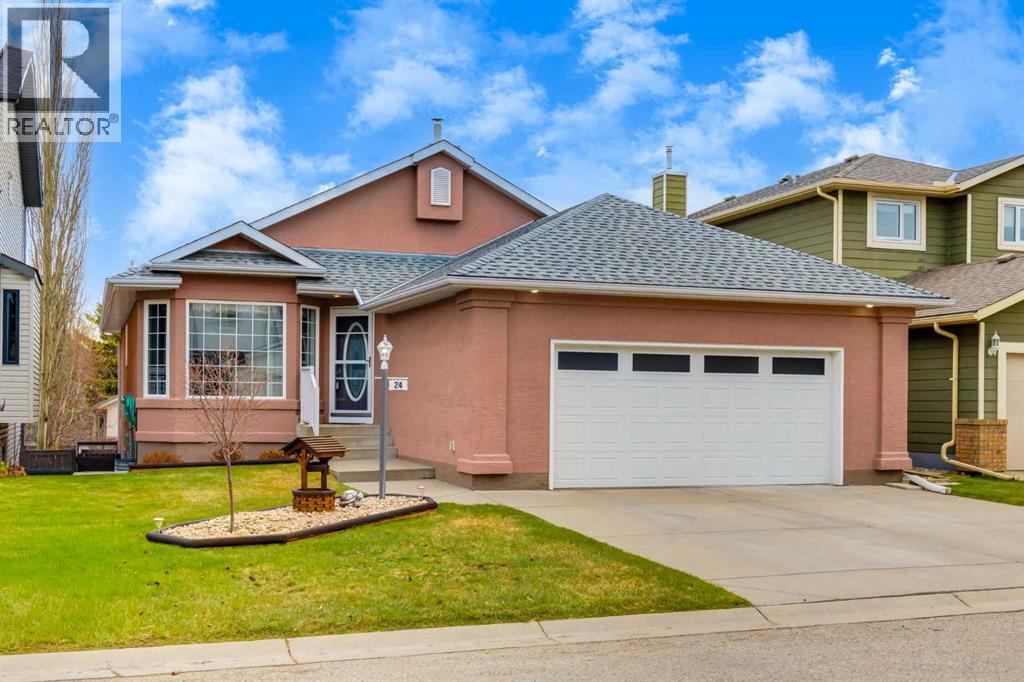 24 Sunmeadows Court SE, Calgary, Alberta  T2X 3H5 - Photo 2 - A2308048