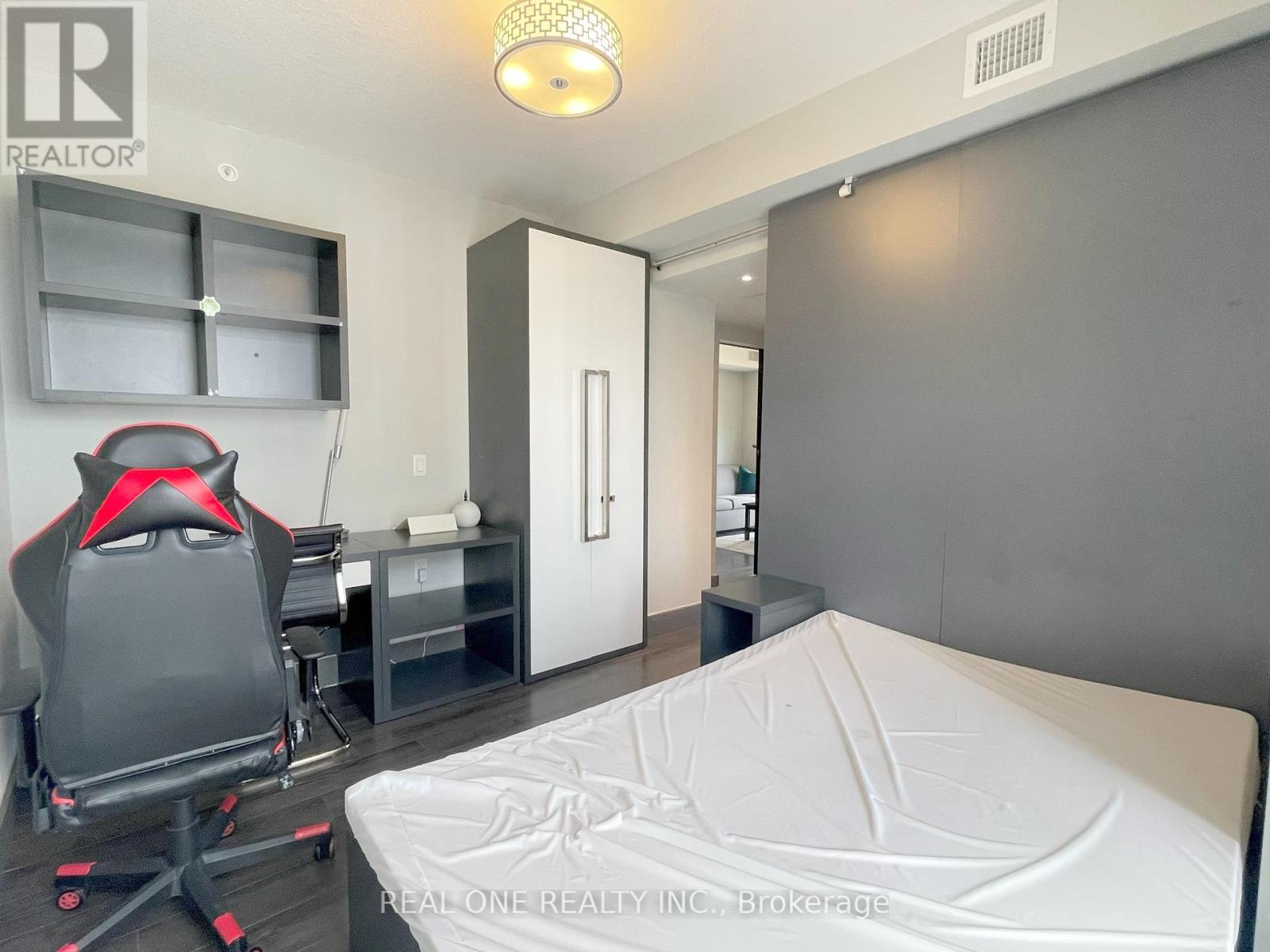 S2001 - 330 Phillip Street, Waterloo, Ontario  N2L 3W9 - Photo 14 - X12946624