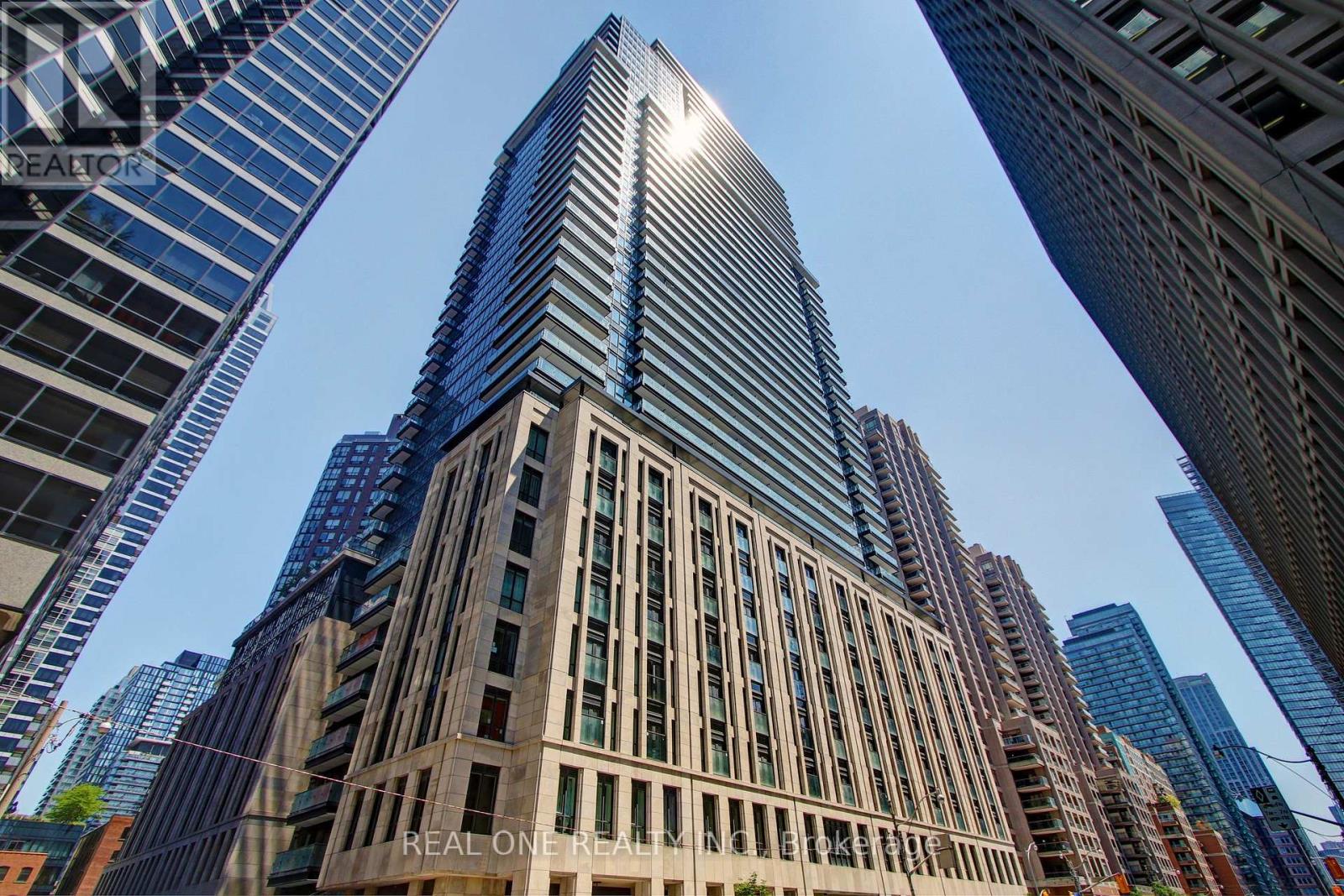 2313 - 955 Bay Street, Toronto, Ontario  M5S 2A2 - Photo 1 - C13100190