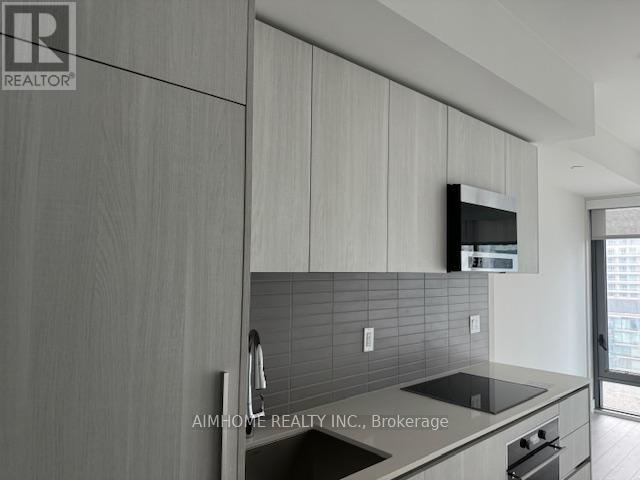 1001 - 8 Cumberland Street, Toronto, Ontario  M4W 0B6 - Photo 4 - C13100218