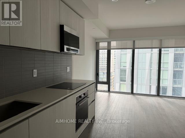 1001 - 8 Cumberland Street, Toronto, Ontario  M4W 0B6 - Photo 5 - C13100218
