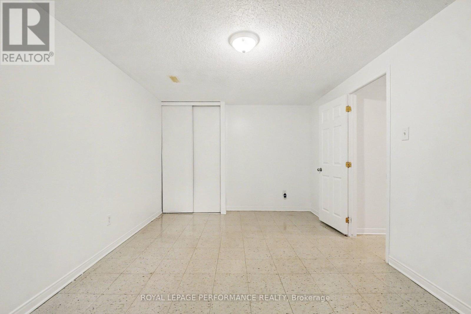 1641 Meadowbrook Road, Ottawa, Ontario  K1B 4W6 - Photo 18 - X13100180