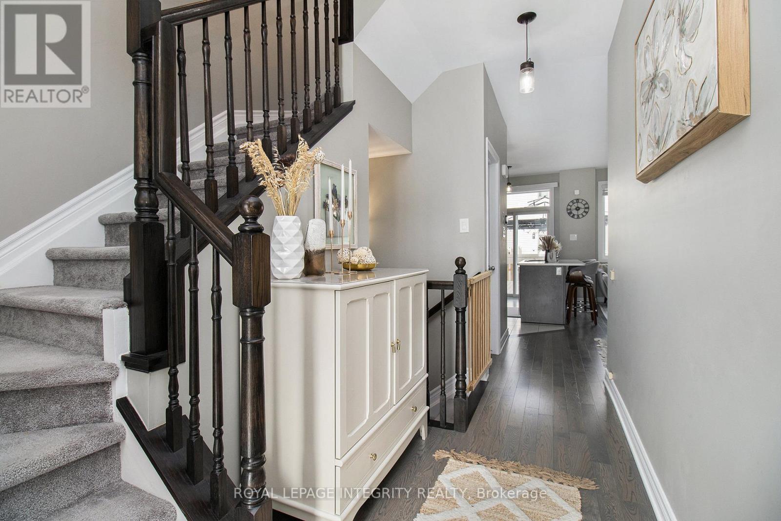 675 Lauraleaf Crescent, Ottawa, Ontario  K2J 6G7 - Photo 2 - X13100182