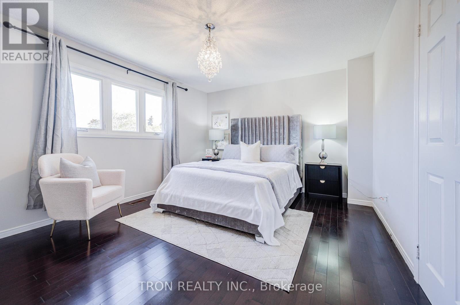 256 Alexmuir Boulevard, Toronto, Ontario  M1V 1T7 - Photo 22 - E13100220