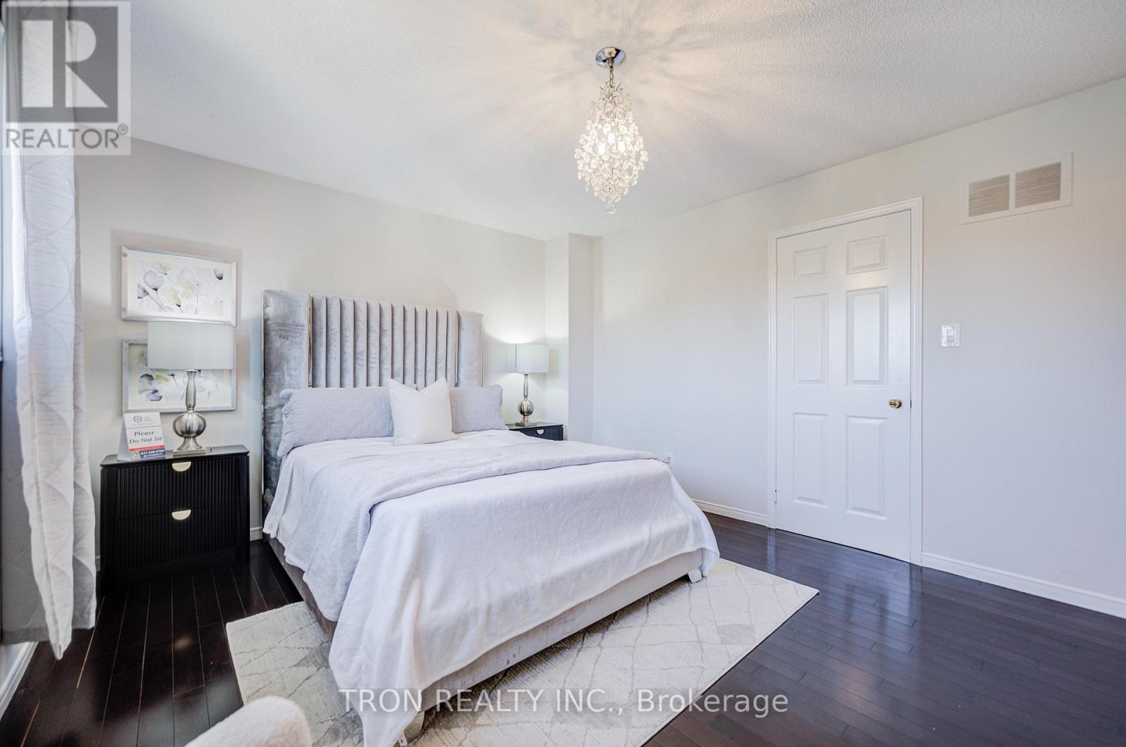 256 Alexmuir Boulevard, Toronto, Ontario  M1V 1T7 - Photo 23 - E13100220