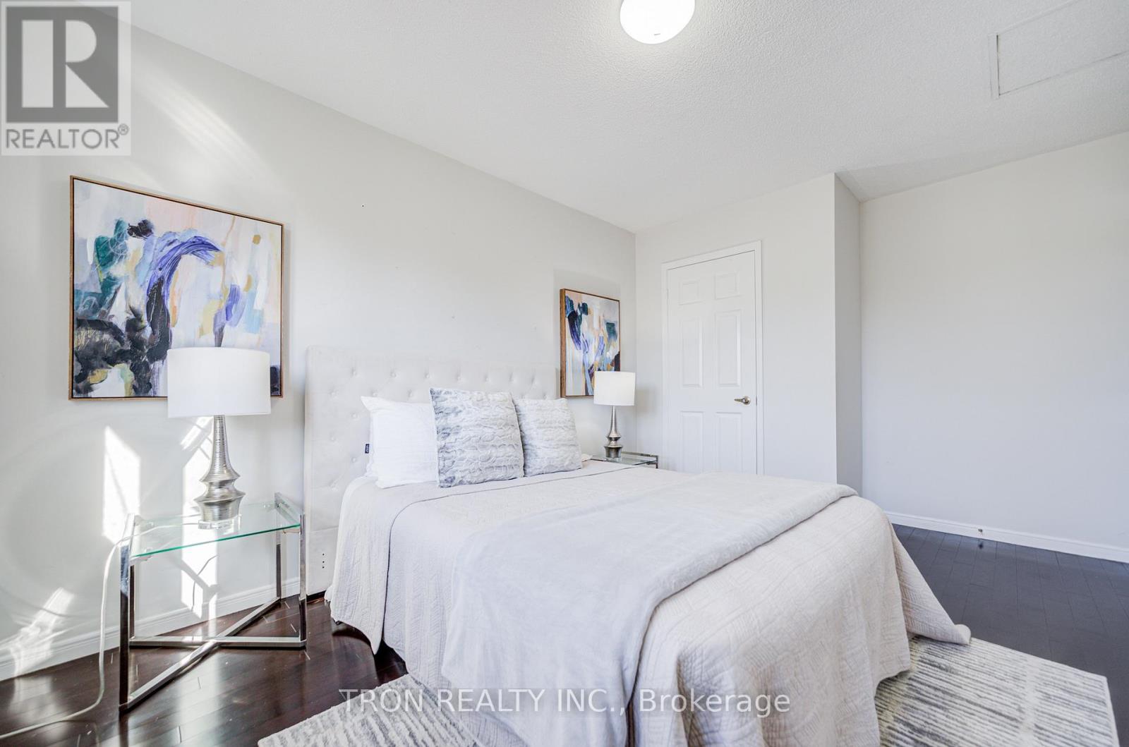 256 Alexmuir Boulevard, Toronto, Ontario  M1V 1T7 - Photo 29 - E13100220