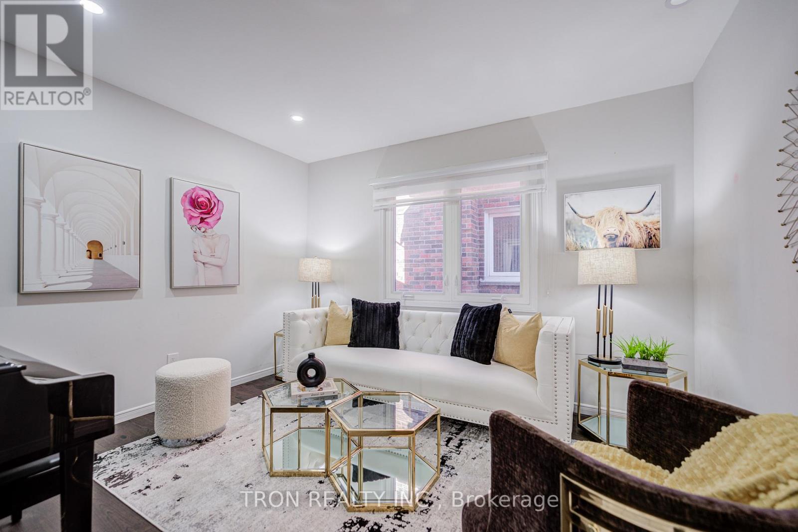 256 Alexmuir Boulevard, Toronto, Ontario  M1V 1T7 - Photo 9 - E13100220