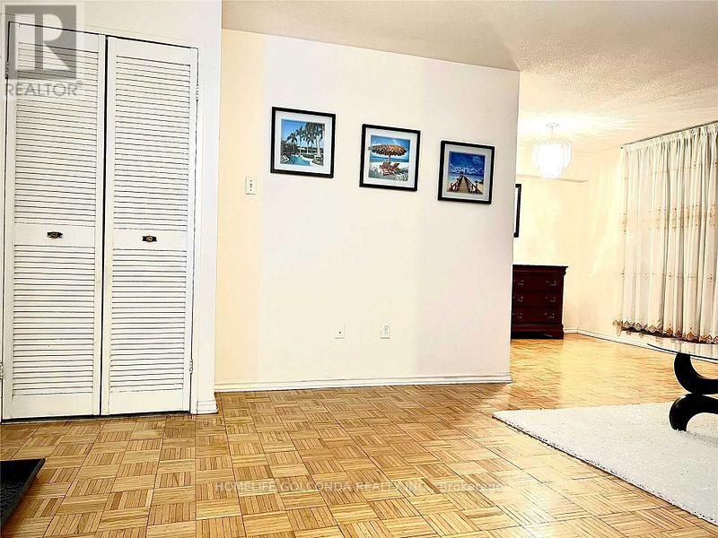 1004 - 2721 Victoria Park Avenue, Toronto, Ontario  M1T 3N6 - Photo 4 - E13100232
