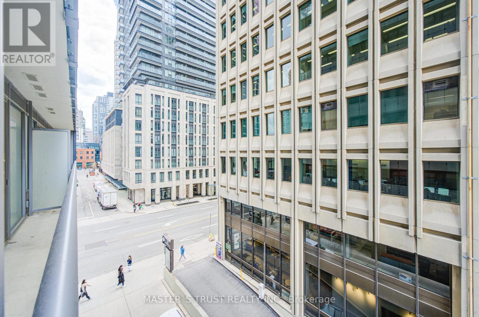 310 - 57 St Joseph Street, Toronto, Ontario  M5S 0C5 - Photo 24 - C12988830