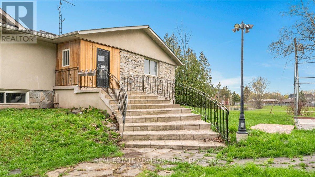 4367 Bethesda Side Road, Whitchurch-Stouffville, Ontario  L4A 7X5 - Photo 9 - N13065182