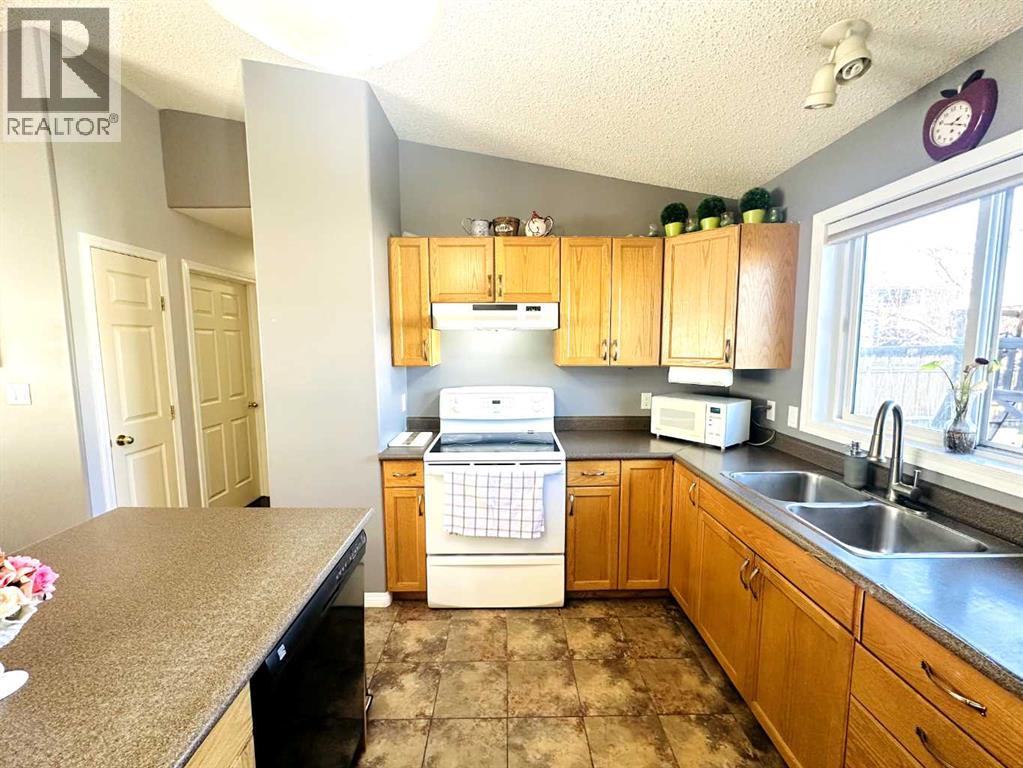 1105 19 Street, Wainwright, Alberta  T9W 1V1 - Photo 14 - A2308361