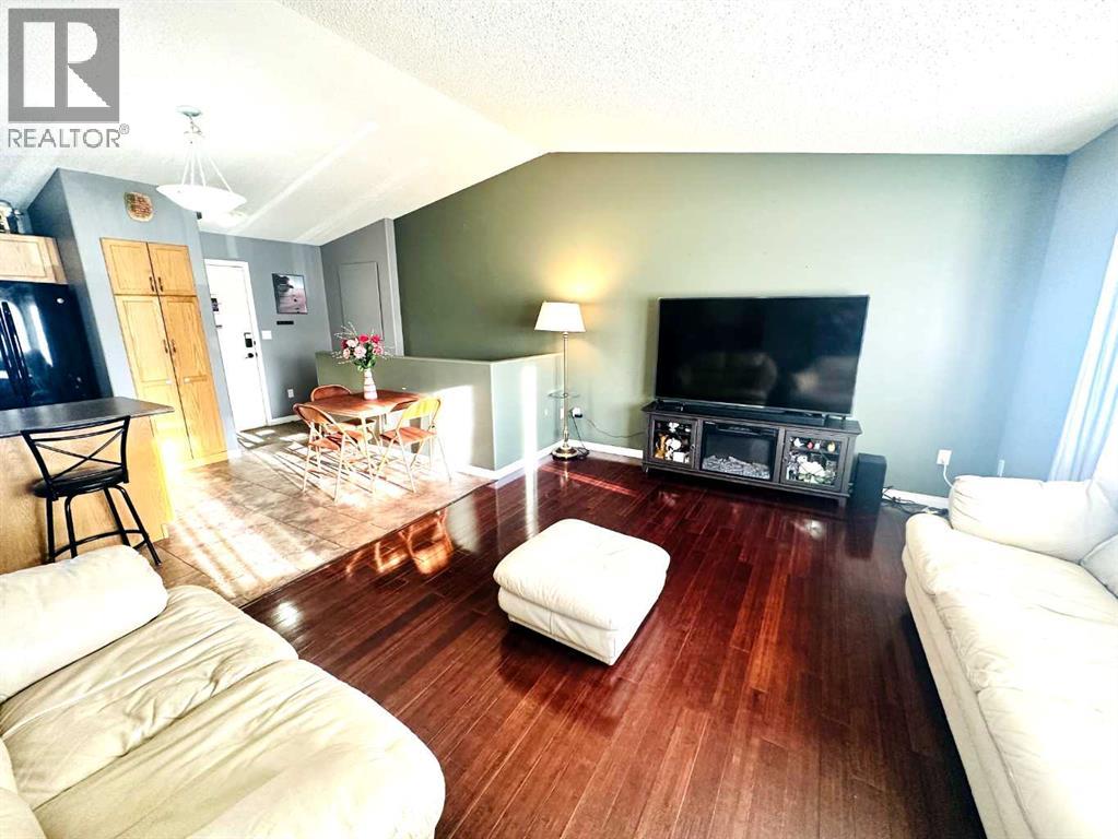 1105 19 Street, Wainwright, Alberta  T9W 1V1 - Photo 2 - A2308361