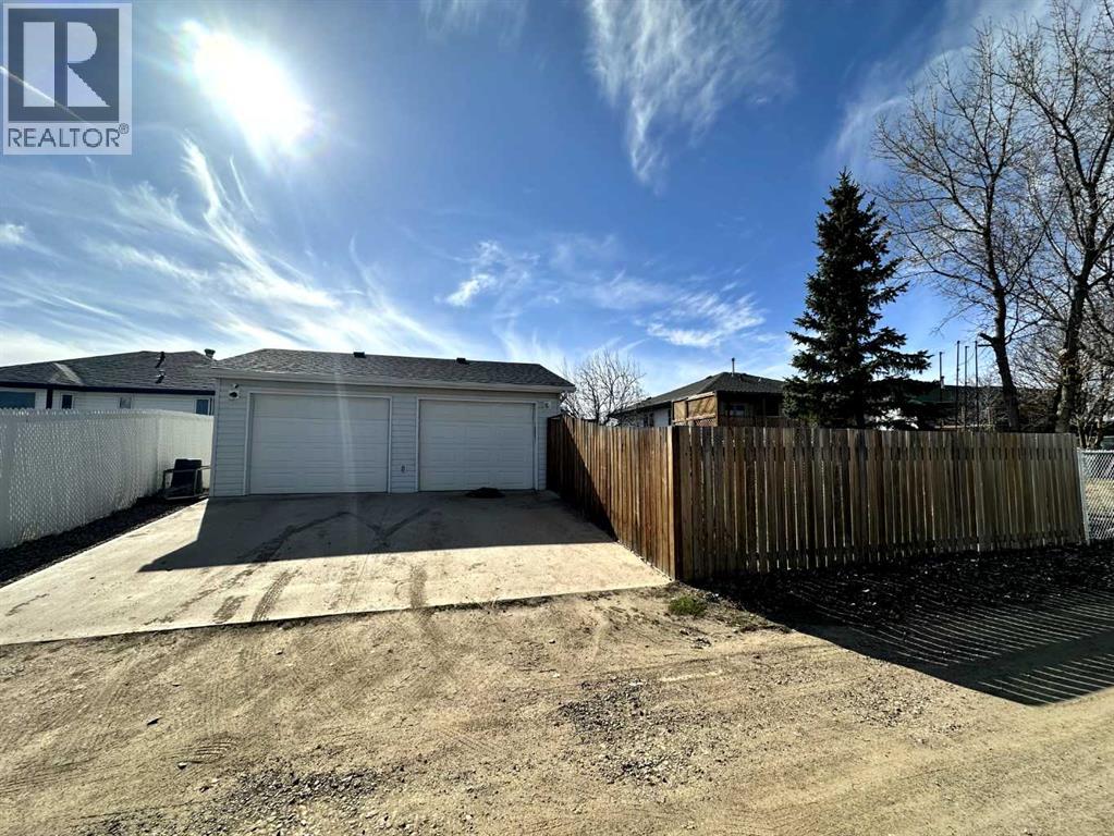 1105 19 Street, Wainwright, Alberta  T9W 1V1 - Photo 46 - A2308361