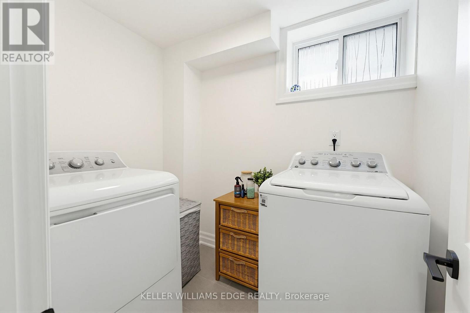 586 Woodland Avenue, Burlington, Ontario  L7R 2S5 - Photo 33 - W13100176