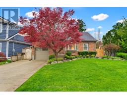 586 WOODLAND AVENUE, Burlington, Ontario