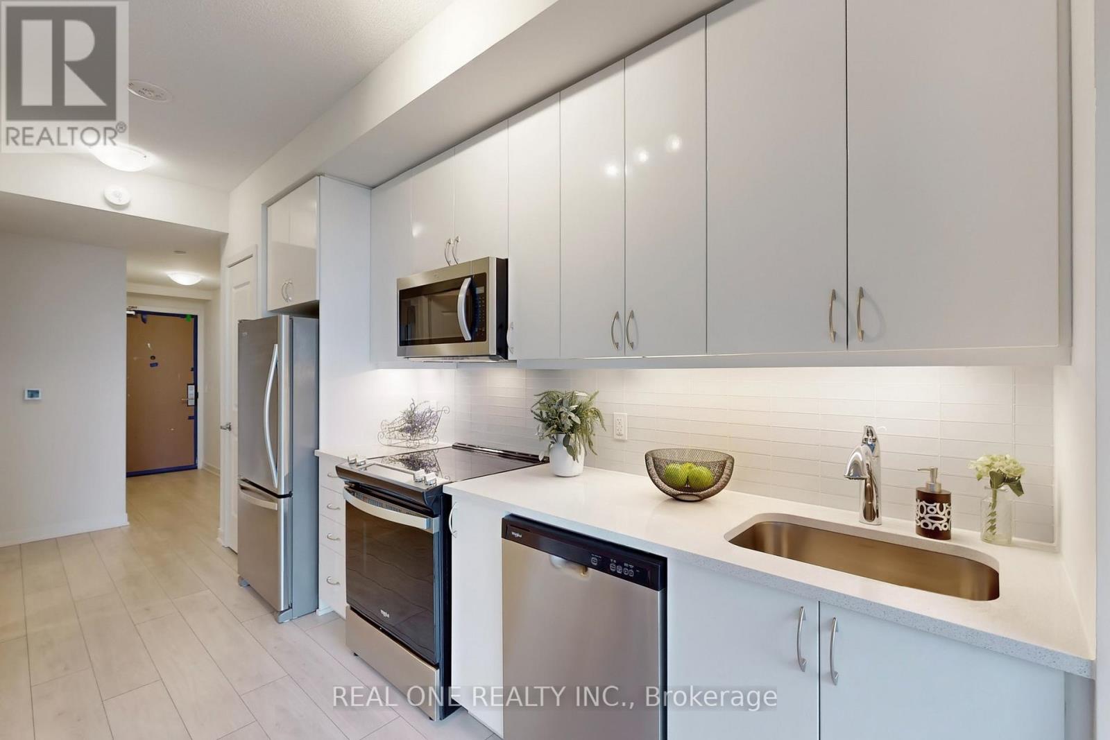 1005 - 38 Annie Craig Drive, Toronto (Mimico), Ontario  M8V 0G9 - Photo 7 - W13100186