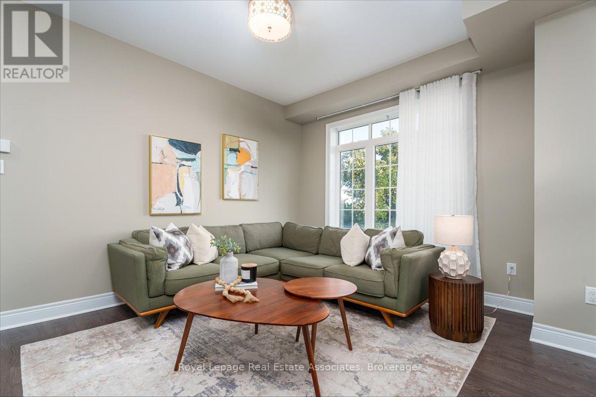 3040 Eberly Woods Drive, Oakville, Ontario  L6M 0T5 - Photo 14 - W13100200