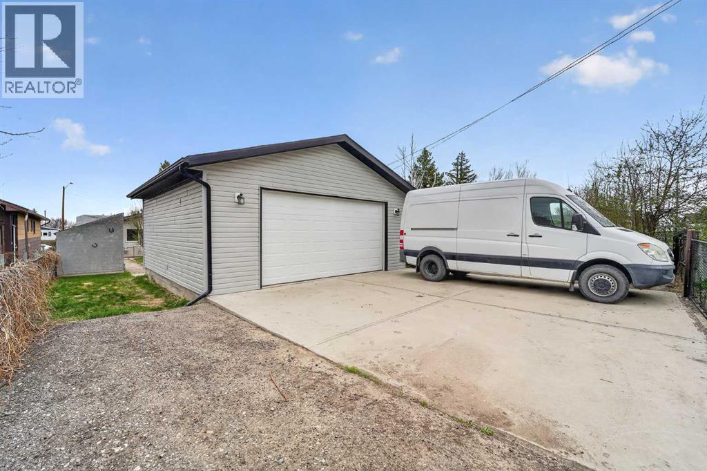 1220 43 Avenue N, Lethbridge, Alberta  T1H 6A9 - Photo 21 - A2307868