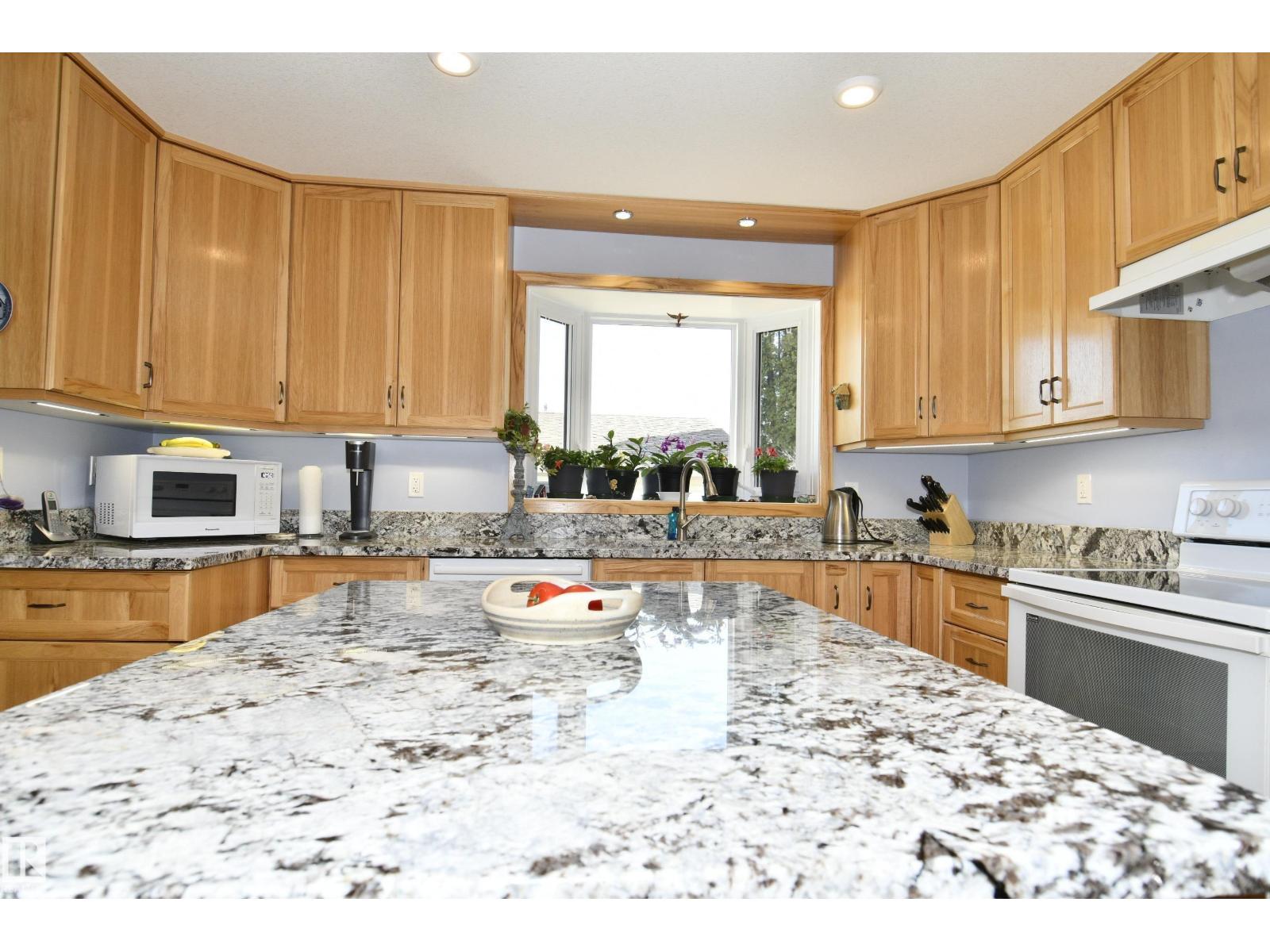 10 Athapaskan Dr, Leduc, Alberta  T9E 4N2 - Photo 13 - E4486446