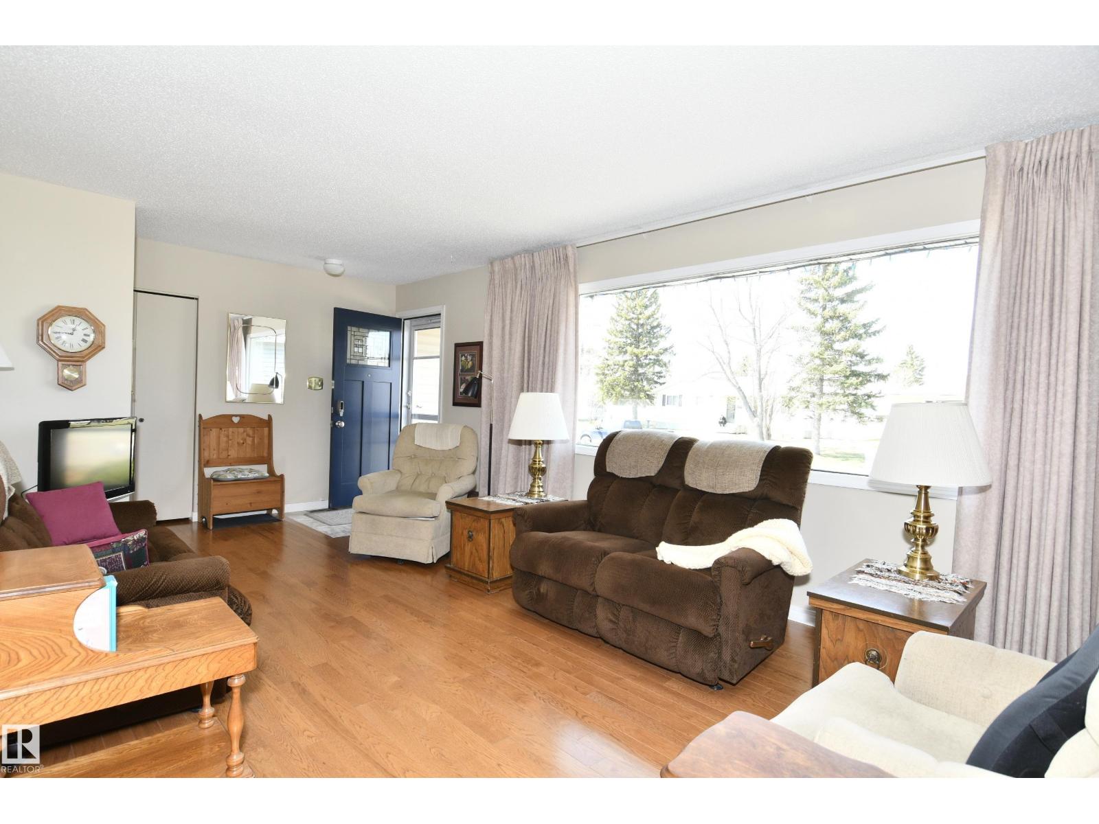 10 Athapaskan Dr, Leduc, Alberta  T9E 4N2 - Photo 5 - E4486446
