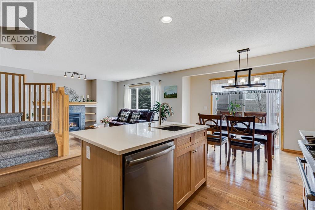 281 Bridlemeadows Common Sw, Calgary, Alberta  T2Y 4V4 - Photo 11 - A2308354